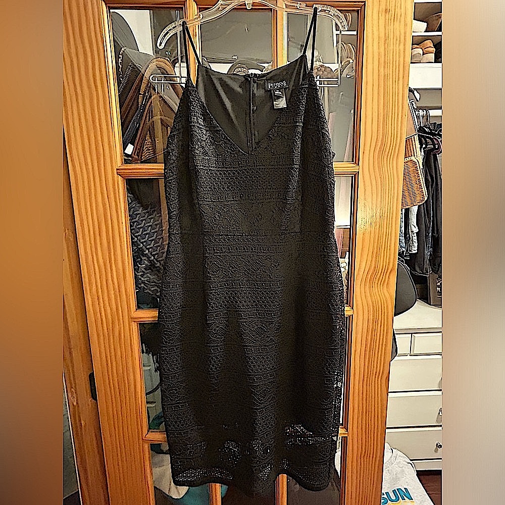 NWT Lace Midi Dress - Size 12